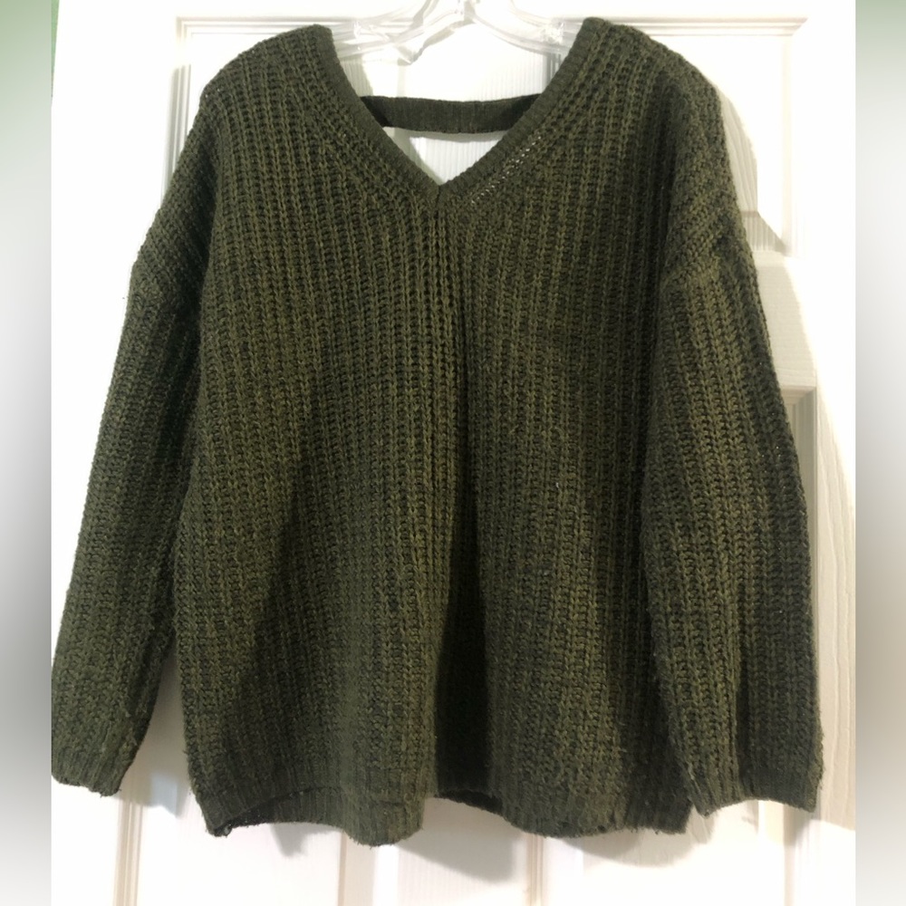 Green chunky sweater